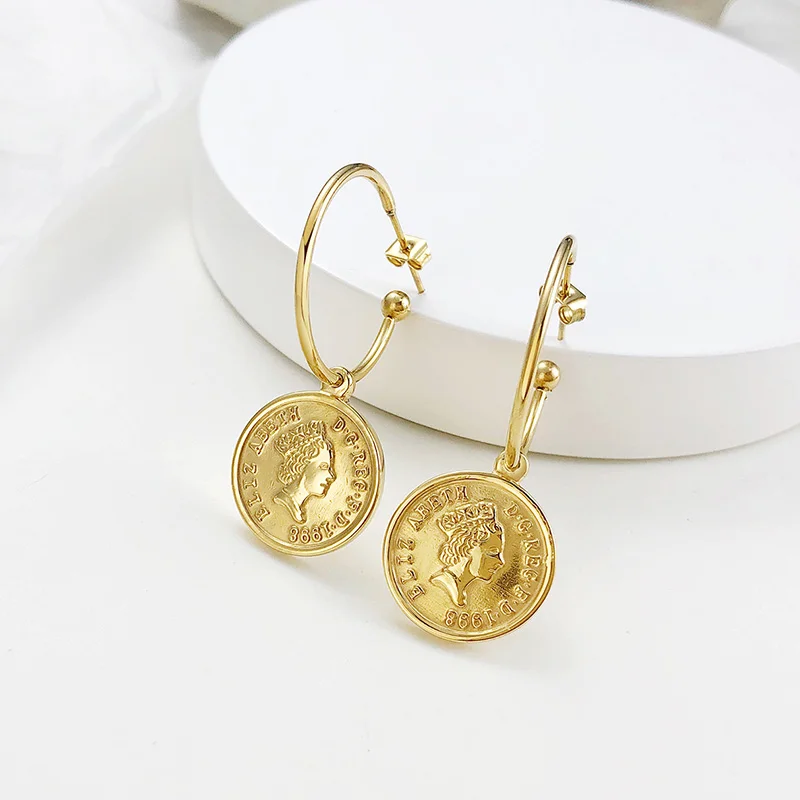 Stainless Steel Queen Elizabeth Coin Hoop Earring Gold Color Hoops Huggies Dangle Earring Women Girls Female Gifts