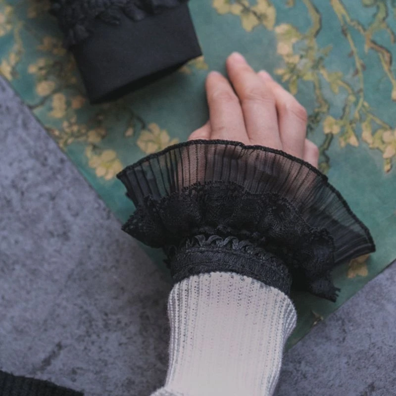 Gothic Retro Black Detachable Sleeve Fake Cuffs Multi Layer Ruffles Lace Patchwork Lolita Princess Sweater Decorative cuff