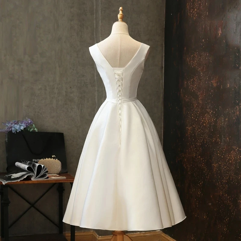 Customized vestidos de novia V Neck Short Wedding Dress for Bride Open Back A-line Satin Tea-length Wedding Gowns robe de mariee