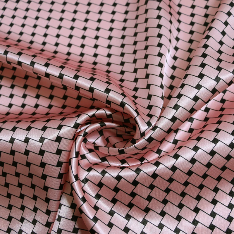 1 meter X 1.48 meter Soft Geometric Satin Fabric Lining Scarf Robe Diy Material