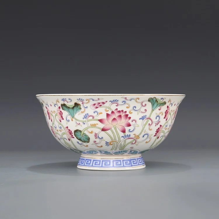 Qing Dynasty Qianlong Year Mark Painted Gold Lotus Pattern Bowl Jingdezhen Enamel Bowl Antique Porcelain Collection