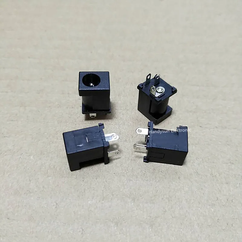 10 قطعة DC-012A 5.5x2.1 مللي متر/5.5x2.5 مللي متر 3Pin DC السلطة المقبس مسمار دبوس نحاسي موصلات DC012A واجهة الإناث قاعدة