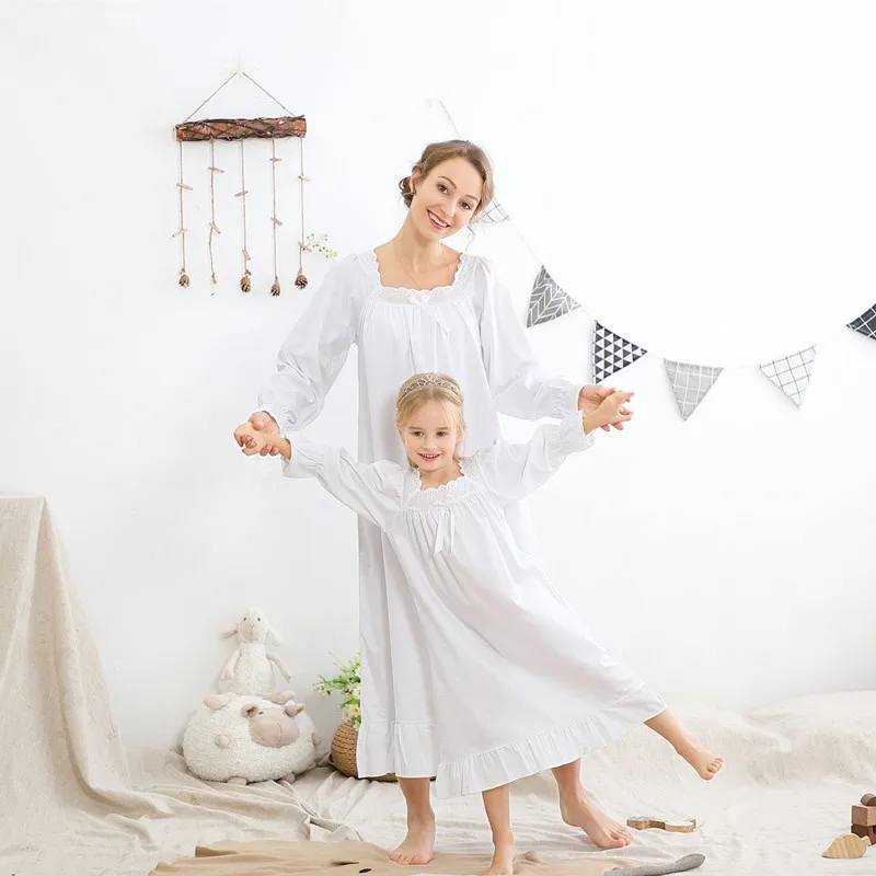 

Mother Daughter Dresses Girls Long Sleeve Square Collar Cotton Matching Outfit Long Princess Nightgown Pajamas