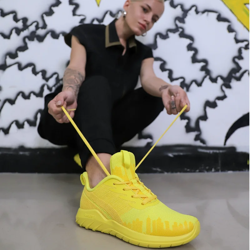 Soulsfeng Spring  Summer Yellow Knitted Sneakers Shock-absorbing Non-slip Running Shoes Men's Lightweight Fashion Outdoor Shoes
