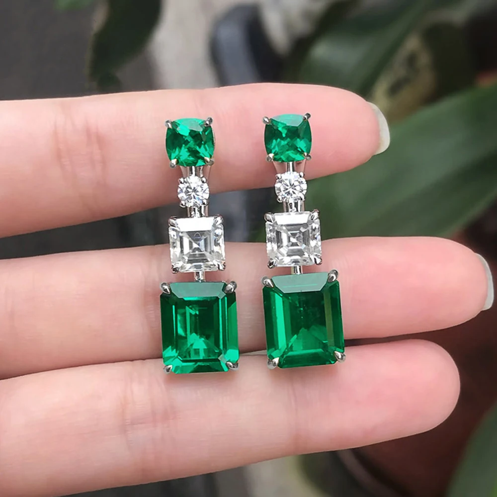 Huitan Vintage Party Elegant Green Stone Stud Earrings Elegant Accessories Daily Wearable Birthday Gift For Mom Stylish Jewelry