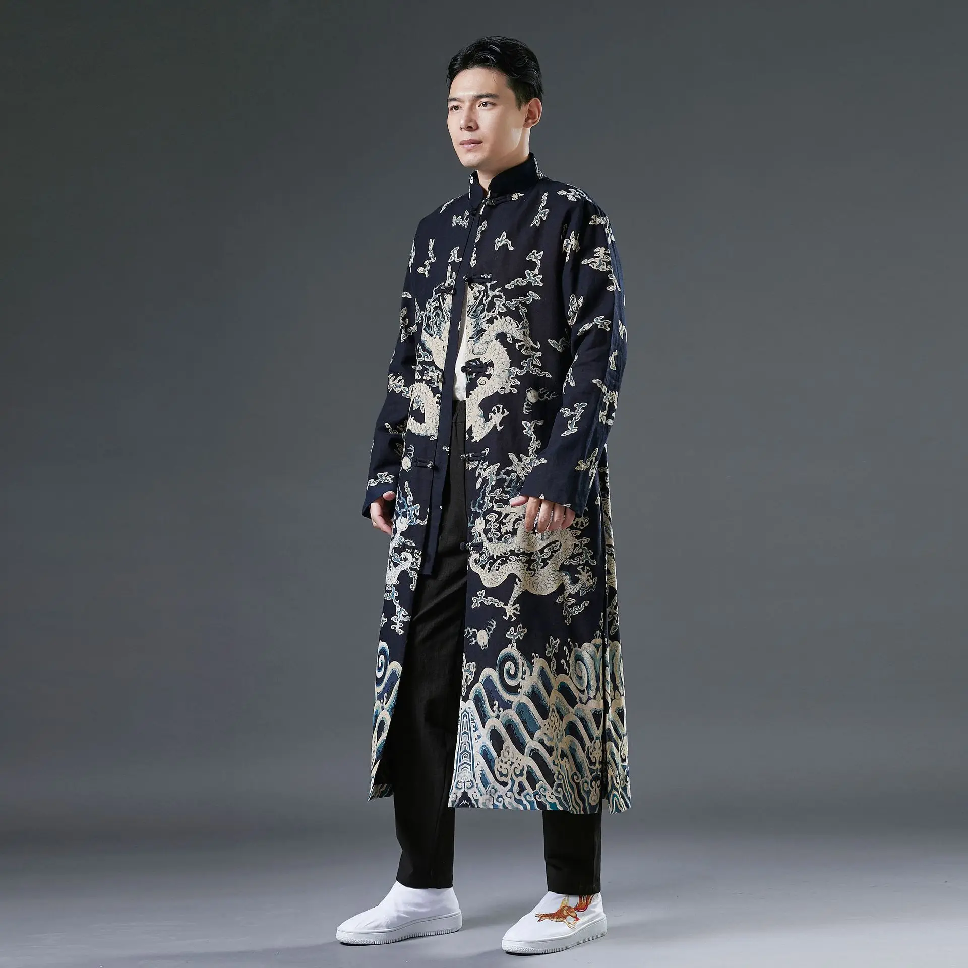 Chinese Stijl Retro Knop Robe Gown Mannen Print Dragon Katoen Linnen Tang Tops Casual Mandarijn Kraag Shirt Harajuku Kimono Jas