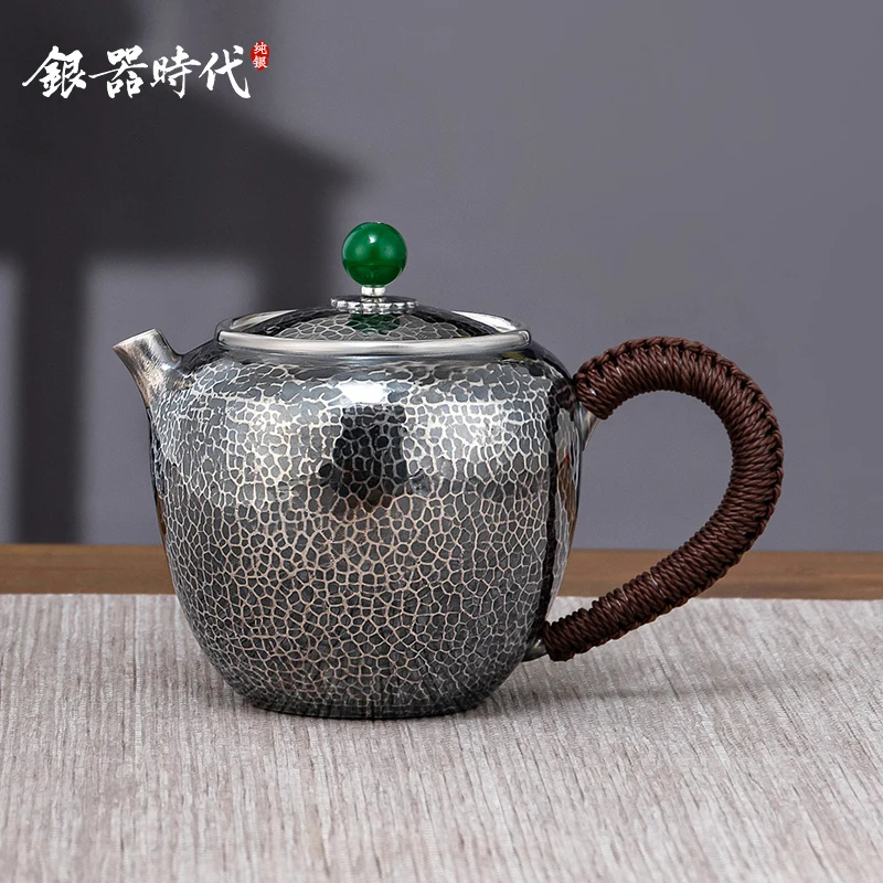 

Silver age silver pot of 999 sterling silver teapot pure manual Aquarius hammer sycee kung fu tea tea set the teapot