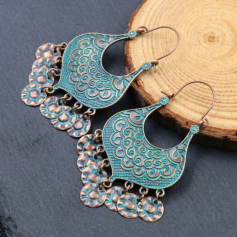 2022 Ethnic Boho Tassel Indian Earrings Women Gypsy Orecchini Jewelry Ladies Retro Alloy Carved Jhumka Earrings