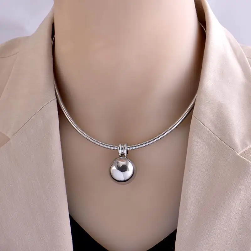 kshmir 2021 New accessories Titanium steel ball necklace design collar clavicle chain female jewelry female accessories free