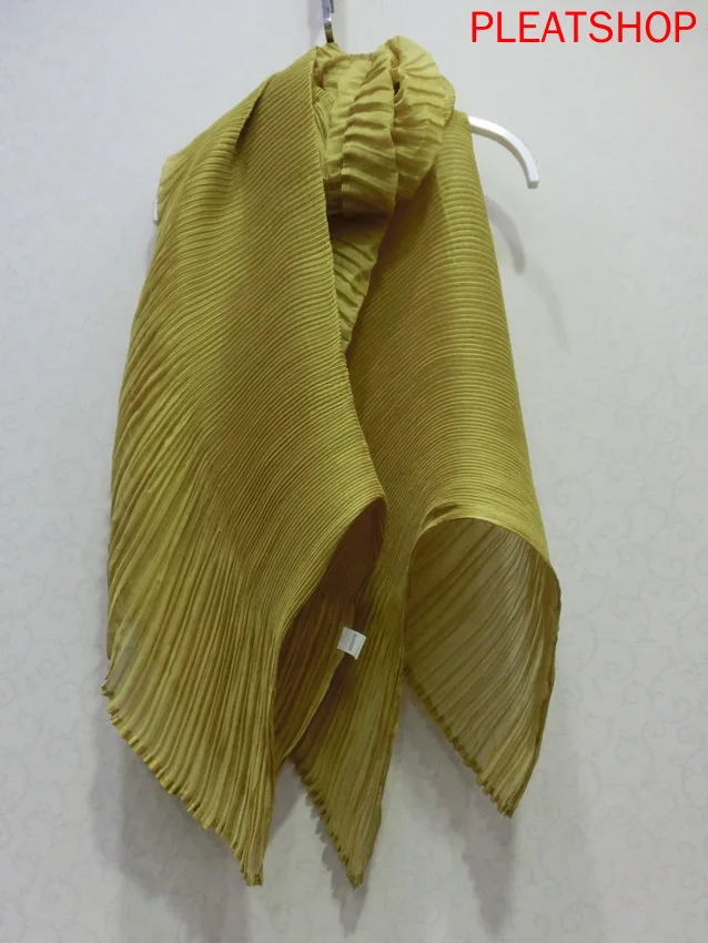 Miyake Fold Female Scarf, Thin Literary Long Shawl, Dual-Use Solid Wild Scarf, Japanese Tide Travel Scarf