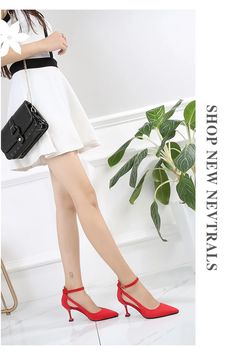 Rocwickline New Summer and Autumn Women's Super high heels Classics Fashion Mature retro Buckle Strap Pointed Toe Thin Heels