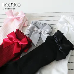 Sommer Frühling neue Kinder socken Mädchen monochrom gestreifte Kleinkind Tube Socken Baby Bowknot Baumwolle Mutter Kinder Socken Prinzessin