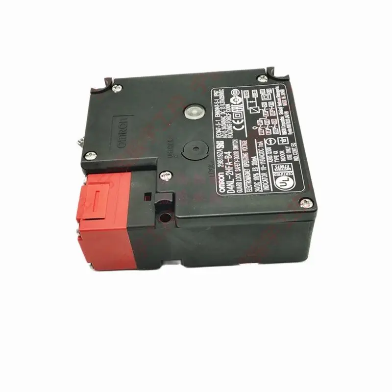 

1pce D4NL-1HFG-B4 Safety Door Switch D4NL-2HFG-B4 Accessories Parts