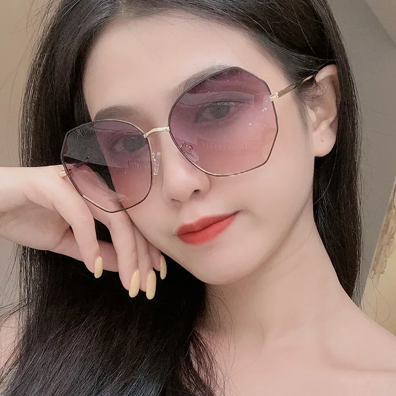 2020 Fashion Hot Luxurious Large Frame Uv-400 Sunglasses Polygonal Glasses For Women Female Sun Glasses Vintage