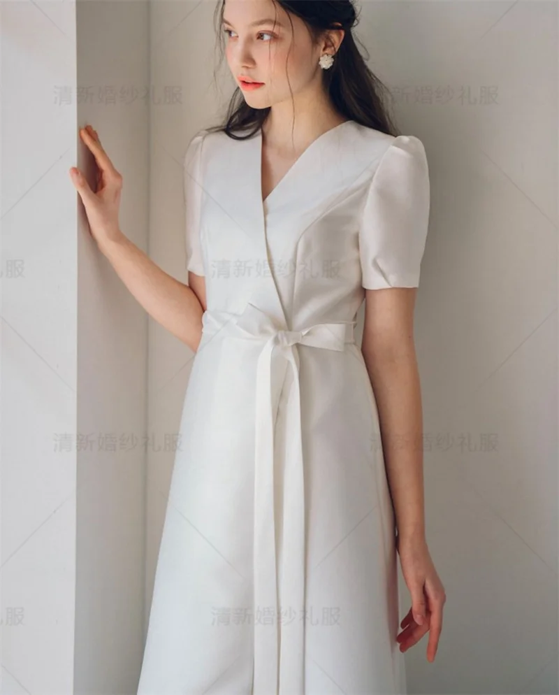 Elegant Soft Satin V Neck Simple Short Sleeve  A-line Floor Length Wedding Gown Wedding Dress Bride robe de mariée