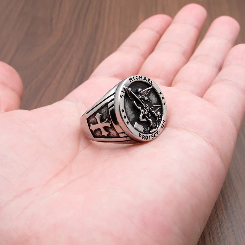 خمر 316L الفولاذ المقاوم للصدأ سانت مايكل حماية الولايات المتحدة خواتم تعويذة شخصية دينية أسطورة الصليب الدائري