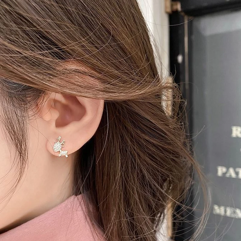 New Christmas Deer Stud Earrings for Women Cute Animal Elk Rhinestone Earring Merry Christmas New Year Wedding Jewelry Gifts