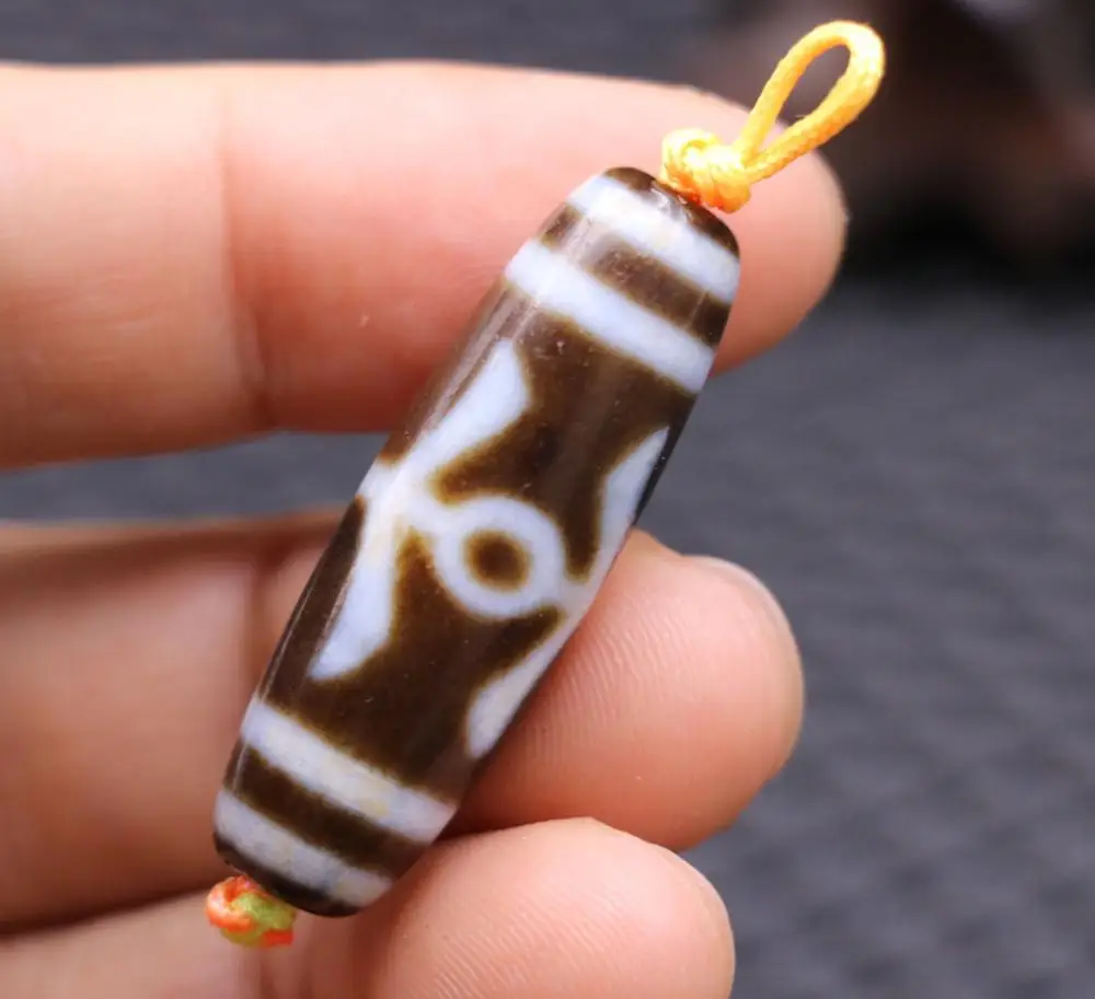 

unique Magic Tibetan Old Cinnabar Agate Tairenm guiren Big man Totem dZi Bead