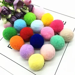 30mm Pompon Morbidi Pompon Arti Giocattoli Artigianato Abbigliamento fai da te Forniture per tessuti da cucito Decorazioni per la casa di nozze Forniture artigianali