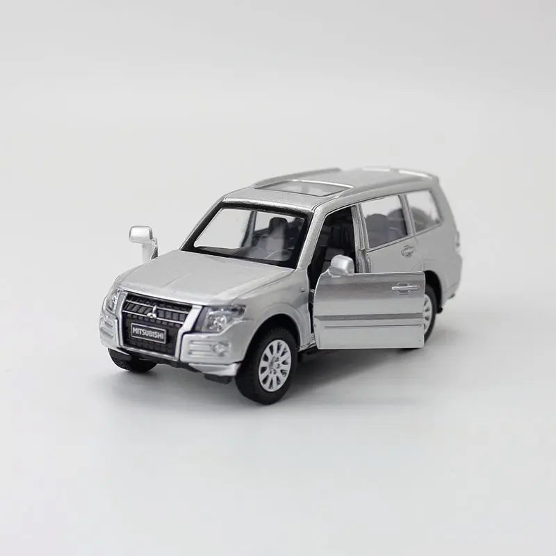 Caipo 1:43 Pull-back car PAJERO SUV Alloy Diecast Model Car For Boy Toy Collection Friend Children Gift