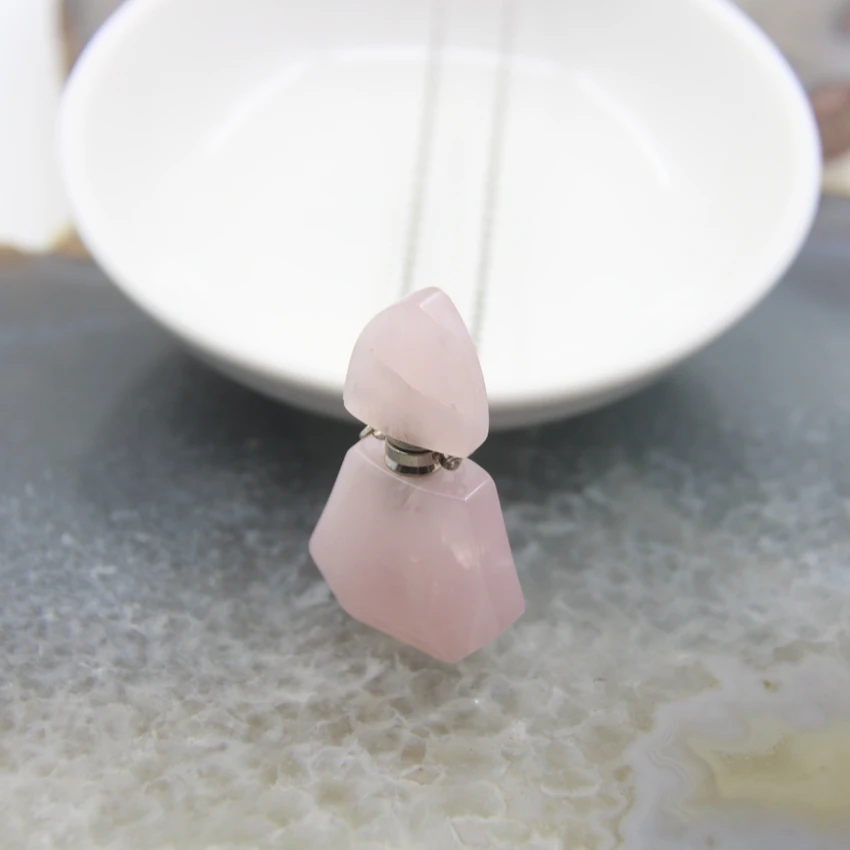 Natural Quartz Crystal Faceted Slabs Perfume Bottle Pendant Necklaces,Gems Slice Essential Oil Diffuser Vial Charms Chains