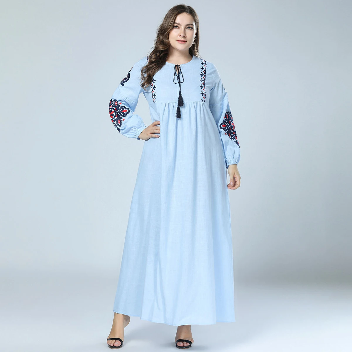 Lantern sleeve embroidered women's dress Muslim long sleeve round neck embroidered large swing Abaya Dubai Dresses