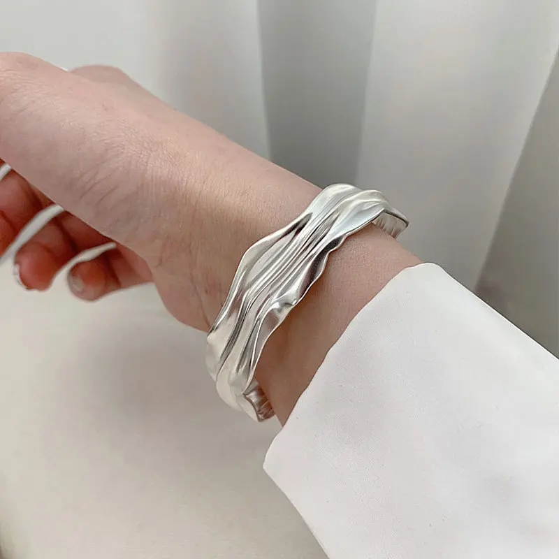 New Arrival Fashion Irregular Wrinkle Texture Platinum Plated Ladies Bangles Original Jewelry For Women Cuff Bracelets