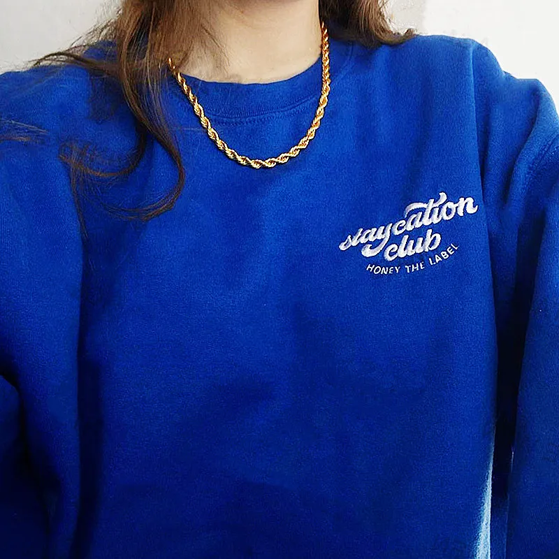 Staycation Club Pocket Letters Embroidery Print Vintage Blue Sweatshirts For Women Street Fashoin Thick Fleece Crewneck Pullover