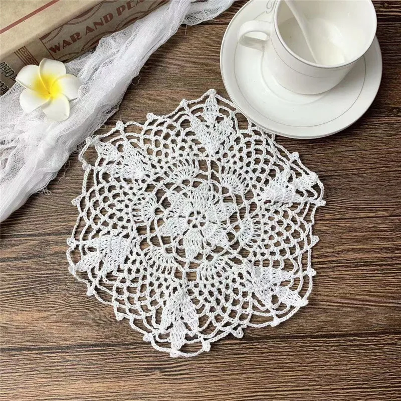 Round 22CM Modern White Beige Hand-crocheted Table Placemat Cotton Cloth Fabric Coffee Cup Mat Pad Wedding Christmas Home Decor