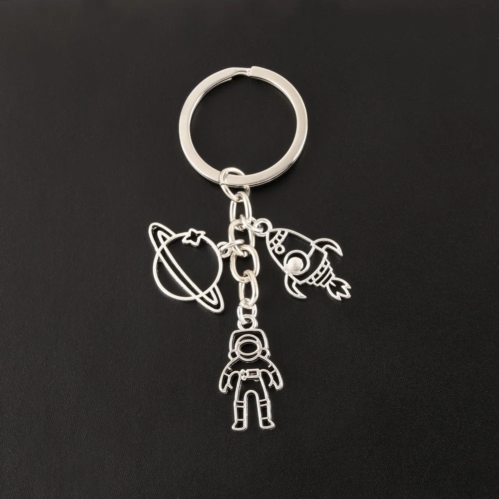 1Pc Rocket Spaceship Alien UFO Keychain Planet Astronaut Pendant Keyholder Fit Friend Gift Jewelry
