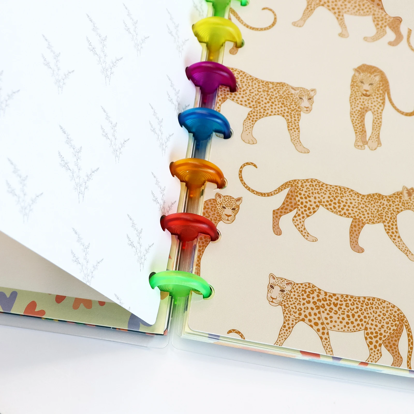 Mushroom Buckle Binder Index Dividers Cartoon Cheetah Pattern Daily Plan Bookmark Index Notebook A5 Size Flipchart Divider