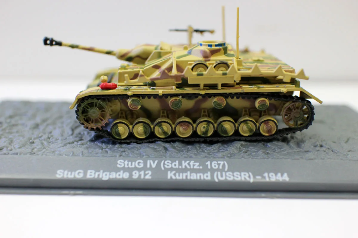 NEW 1/72 DeAgostini StuG IV (Sd.Kfz.167) Brigade 912 KURLAND(USSR) 1944 Military Tank Diecast Model for Collection