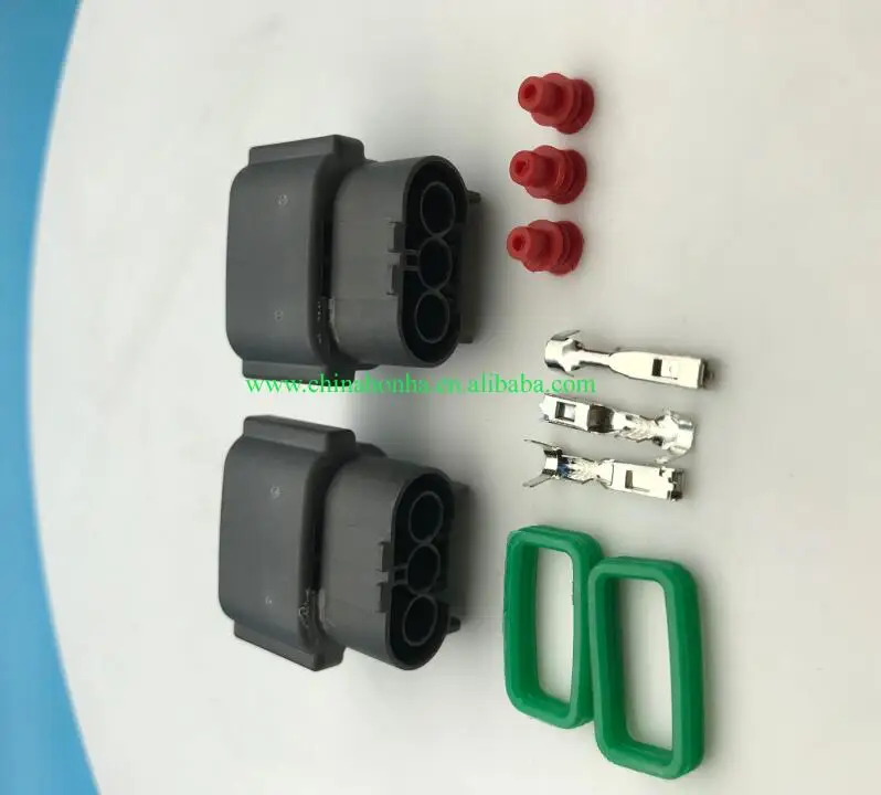 Free shipping 10 pcs 3pin Ignition Coil Connector Plug Harness clips Case  sr20 rb20 rb25 rb26