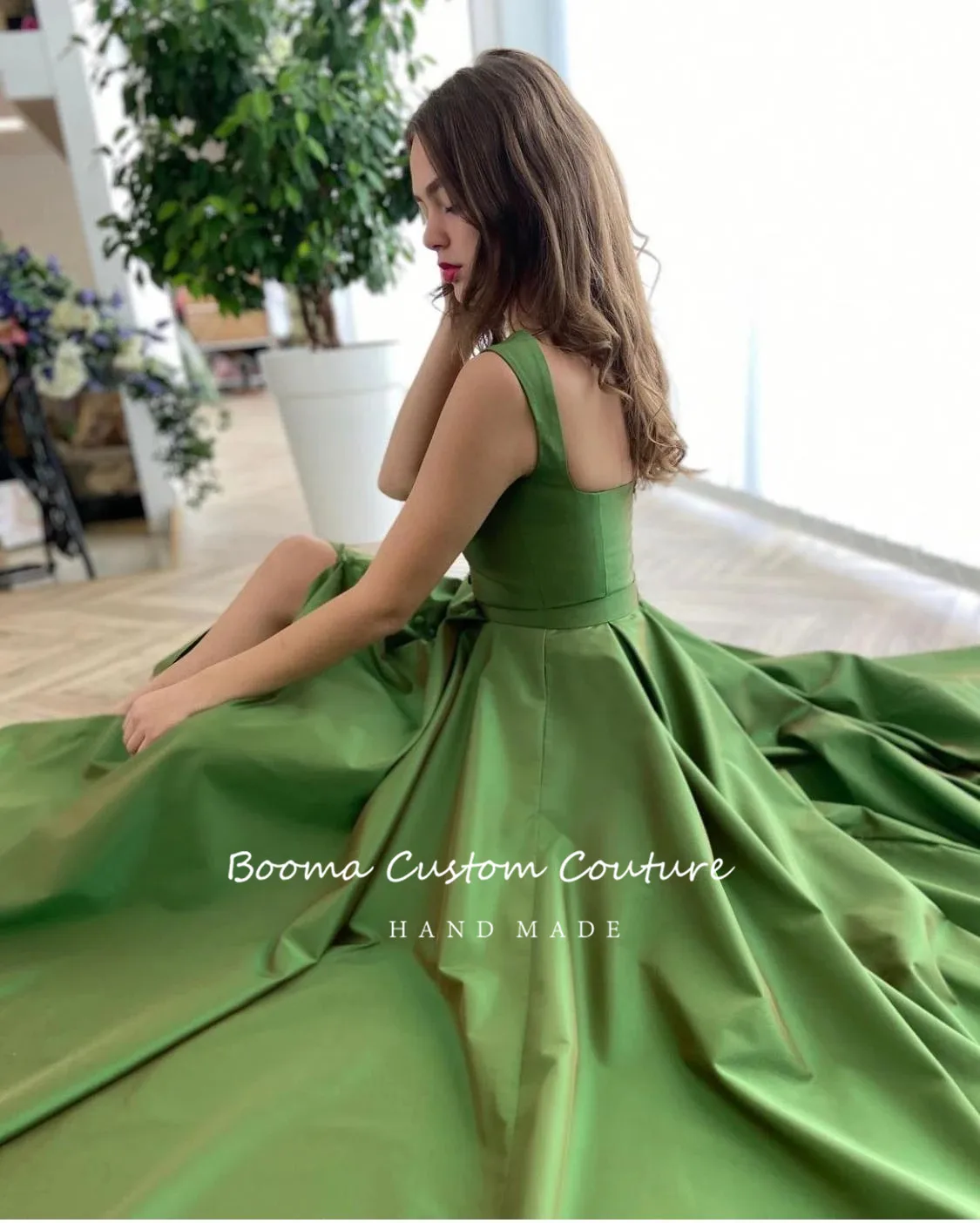 Booma Green Taffeta Prom Dresses Spaghetti Straps Buttoned High Split Evening Dresses Bow Belt A-Line Long Formal Party Gowns