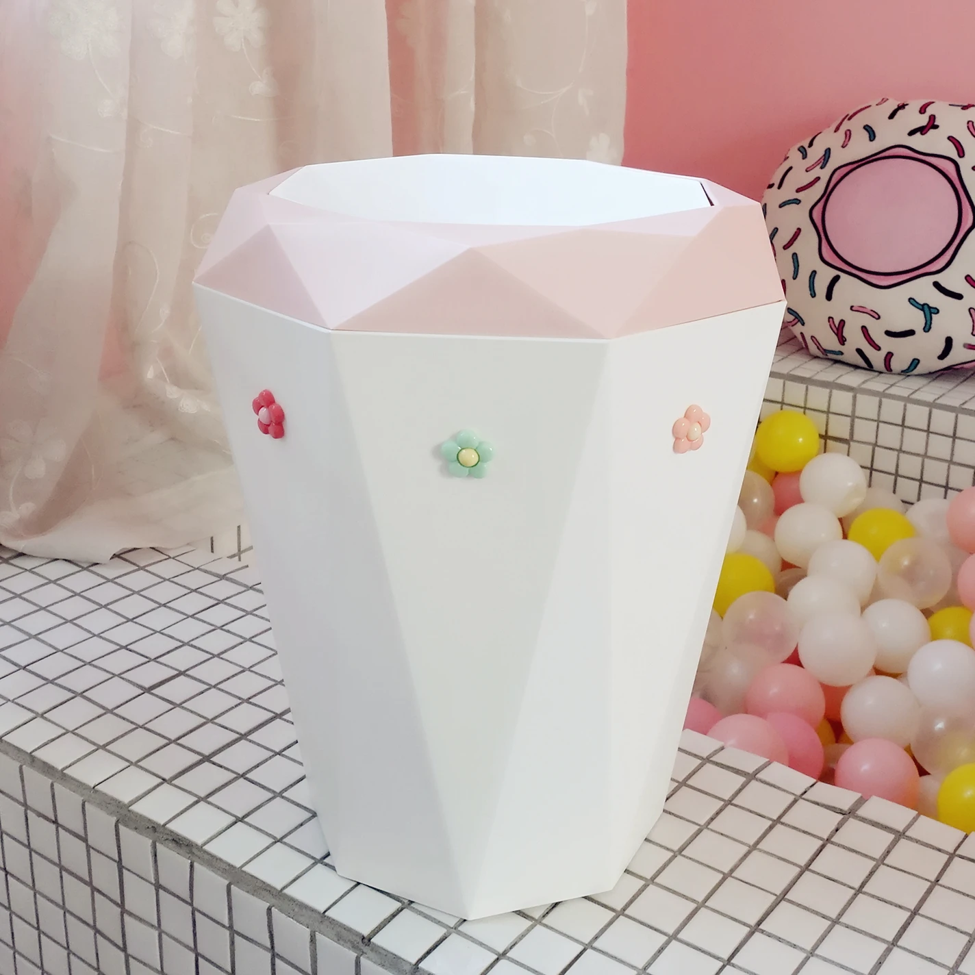 

TT Cute Girl Heart Trash Can Bedroom Large Trash Can with Lid Pink Ins Living Room Wastebasket