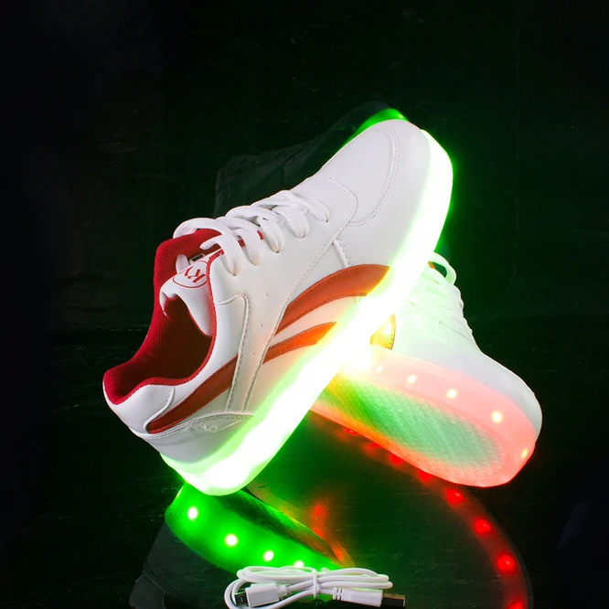 Boys\' Led Sports With Lights Flat Shoes Hip Hop Dance Performance Luminous Girls\' Shoes Stage Light Show Ghost Step Shoes