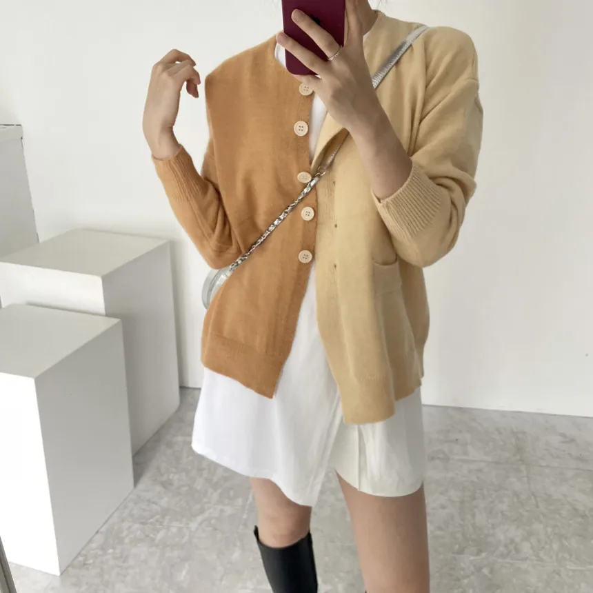 REALEFT Autumn Winter 2021 New Colorblock Knitting Cardigan Elegant Round Neck Long Sleeve Loose Casual Women's Sweater Outwear