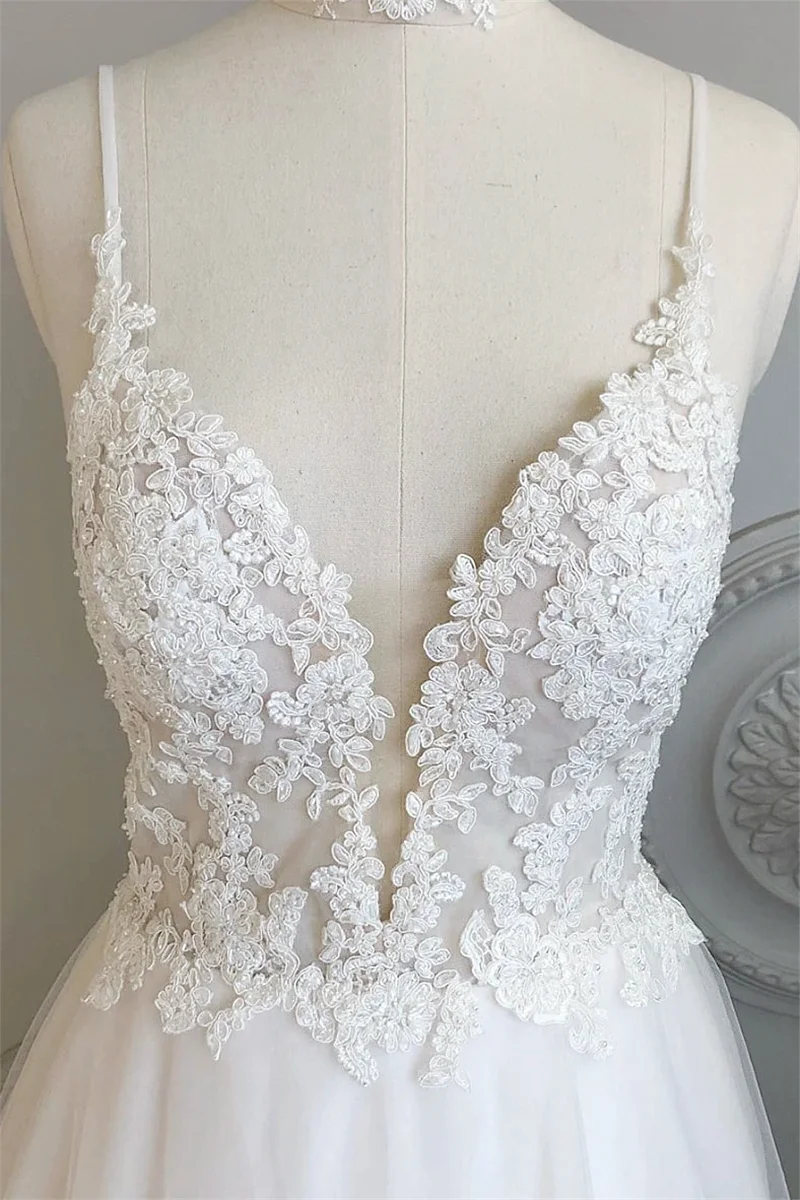 Simples Vestido de Noite Applique 2021 Marfim Spaghetti Strap Decote Em V Uma Linha Chique e Elegante Para O Casamento De Praia Sem Encosto فساتين السهرة