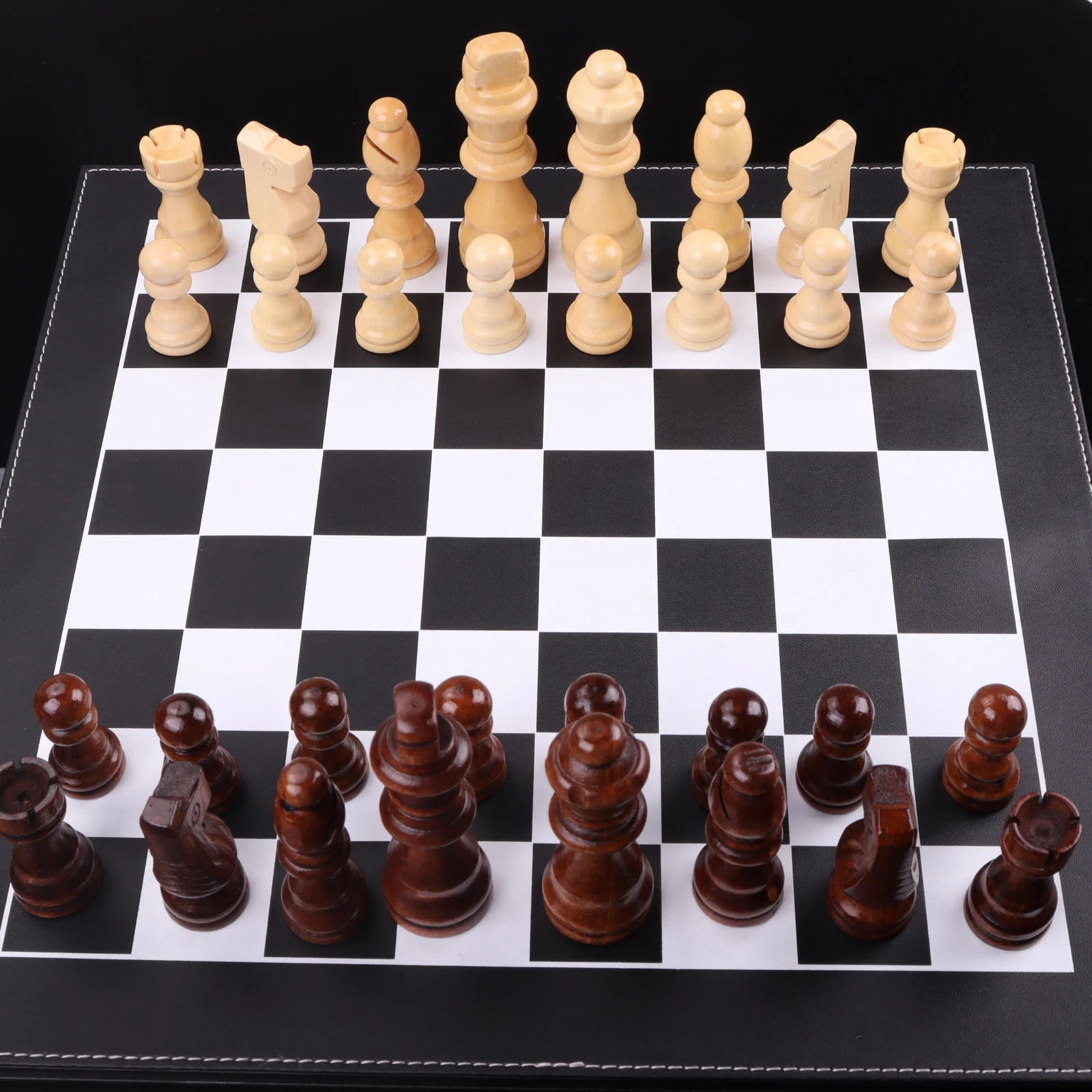 

32 Pcs 3in Wooden Carved Chess Pieces Hand Crafted Set 80mm King Size Toys Children Birthdays Christmas Gift Chess Games