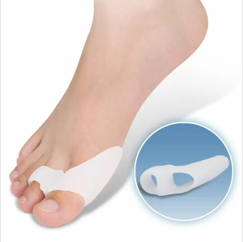 

2Pcs Big Toe Straightener Thumb Valgus Protector Silicone Gel Foot Fingers Two Hole Toe Separator Bunion Adjuster Feet T0498