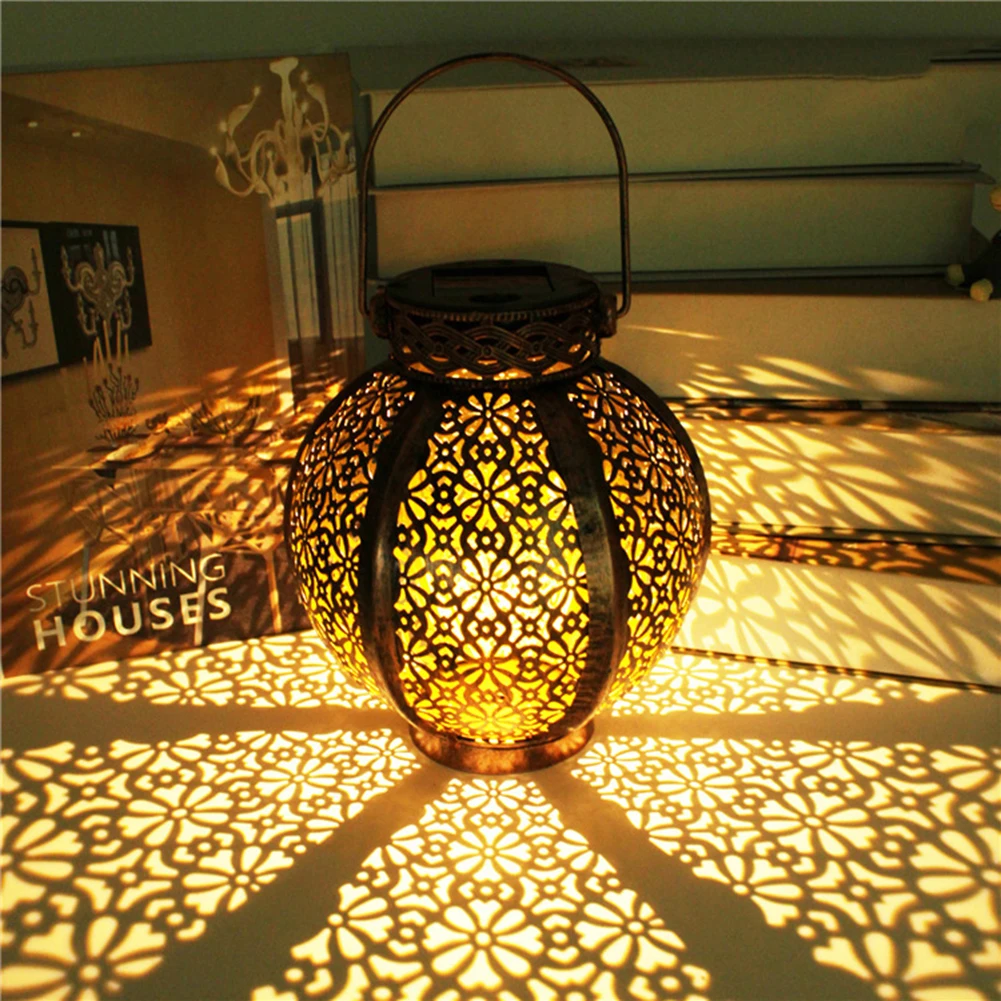 Retro Hollow-out Lantern Solar Outdoor Hanging Lamp Vintage Yard Lights Flower Projection Romantic Decor For Garden Patio Porch