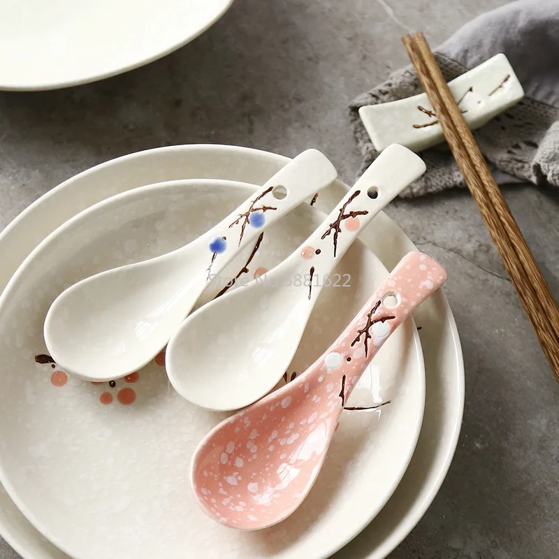 Japanese Handpainting Plum Ceramic Spoon Snowflake Glaze Porcelain Soup Spoon Floral Coffee Milk Stirring Spoon Tableware