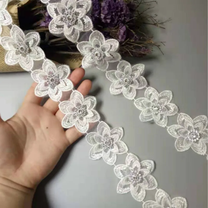 10x 6x6cm 3D Algodão Pérola Flor Branca Bordado Guarnição do Laço de Fita de Tecido Feito À Mão DIY Do Vestido de Casamento de Costura suprimentos Artesanato Hot