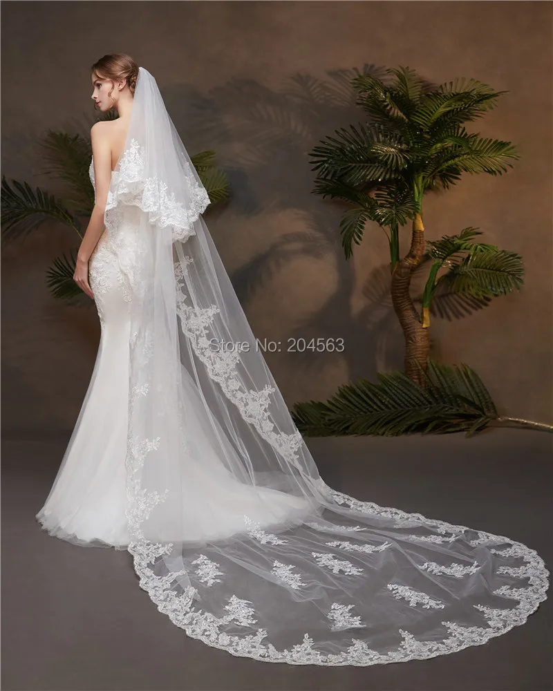 

Elegant White or Ivory Two-Layer Wedding Veil Lace Edge Tulle Cathedral Veil for Bride with Comb HL