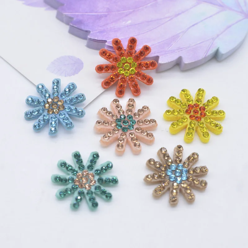 20Pcs/lots Sew-On Flower Patch Rhinestone Padded Patches for Clothing Dress DIY Crafts Patches Beaded Applique Sweater Accessory