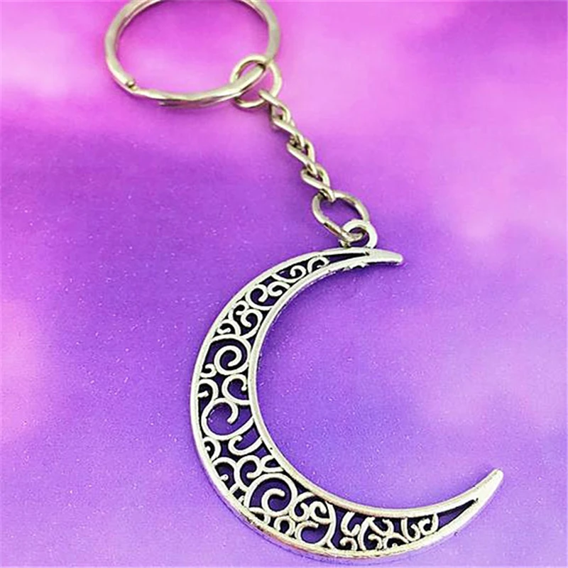 Crescent Moon Keychain, Ornate Moon Keyring, Pastel Goth Accessory, Lunar Gift for Her, Celestial Gift Witch, Space Boho Gift