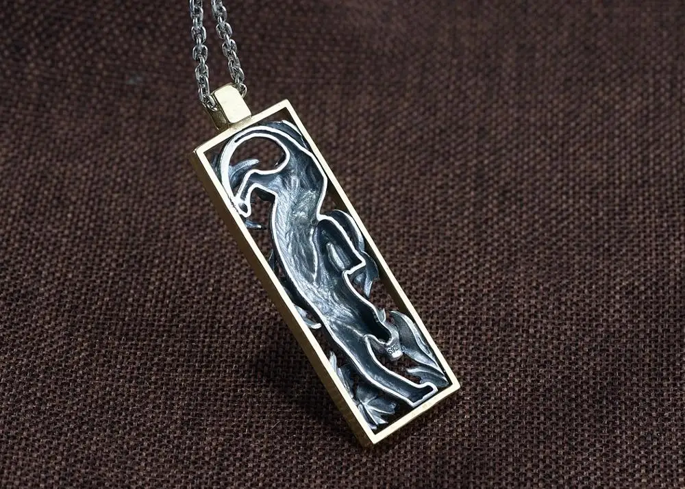 

s925 silver Thai silver retro craft male three-dimensional hollow leopard frame long pendant