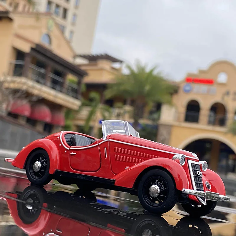 1:32 AUDI WANDERER W25K Classic Alloy Open Car Model Diecasts
