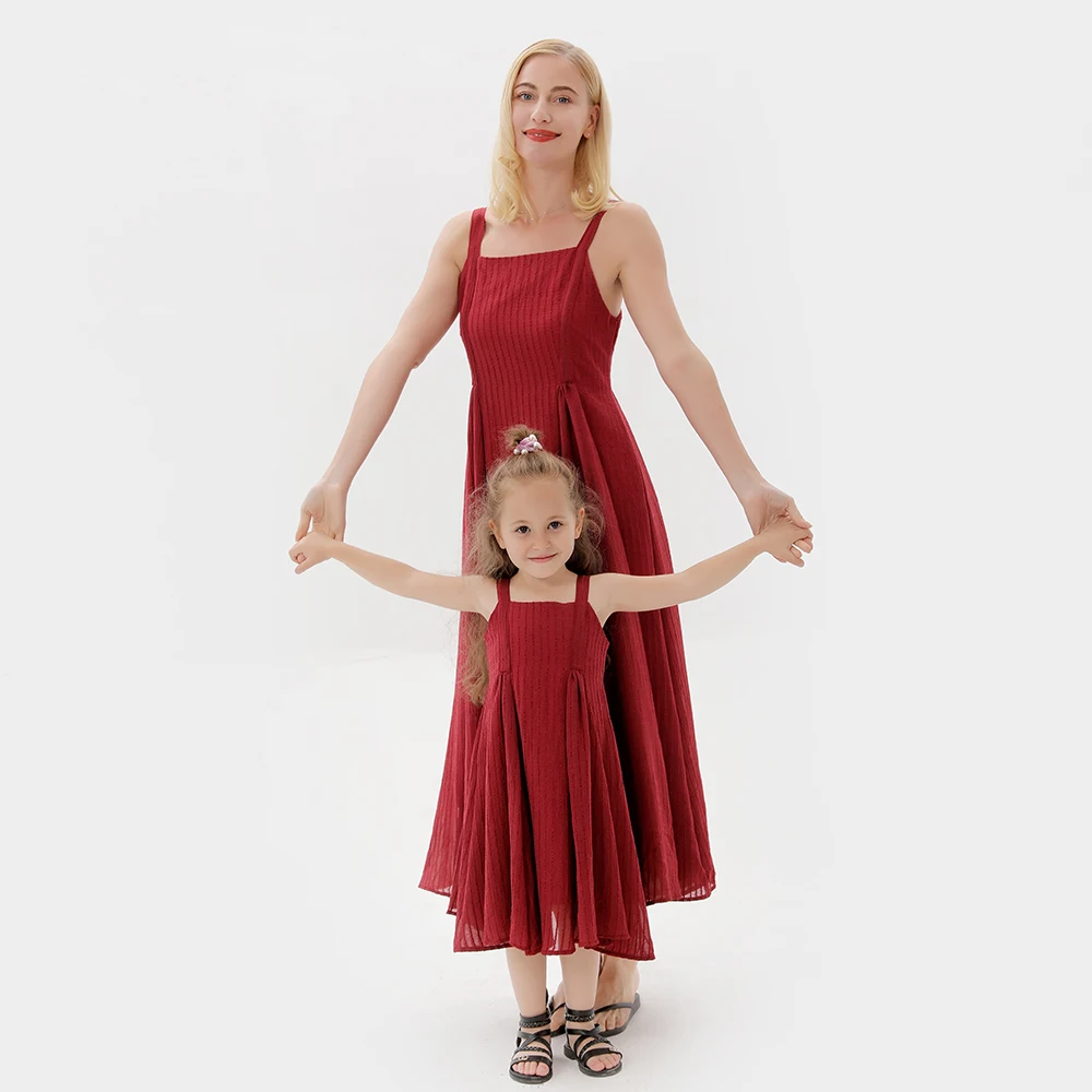 

Family matching clothing dress 2022 mommy and girl red dress parent-child sling chiffon mother and daughter skirt summer dress