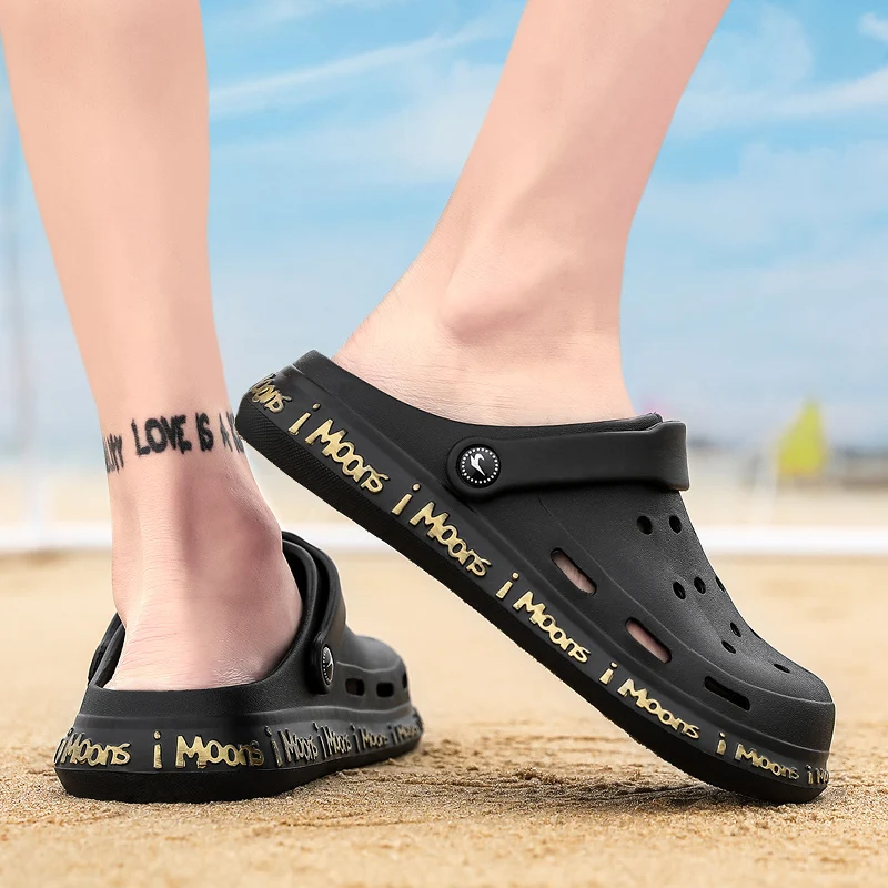 2021 New Fashion Sandals Men Clogs Slippers Soft Bottom Beach Jelly Clogs Male Comfy Breathable Water Garden Ankle-Wrap Sandals